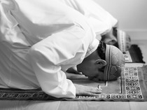 Jadwal Salat Denpasar dan Sekitarnya Kamis 4 Juni 2026