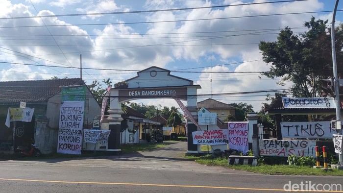 Suasana kantor Kalurahan Bangunkerto Turi, Selasa (26/5/2026)