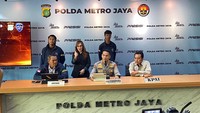 Polda Metro Tangkap Host Streaming Porno yang Ajak Talent Live Telanjang