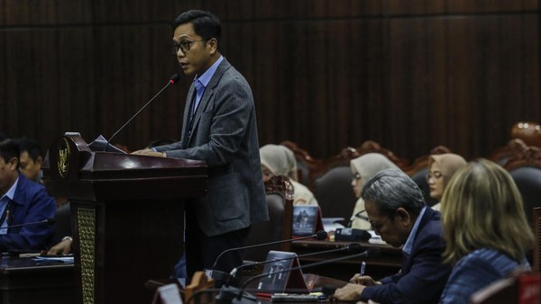 MK Gelar Sidang Uji Materi UU TNI, Hadirkan Tiga Ahli