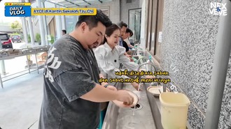Seru! Nex Carlos Makan di Kantin Sekolah Tzu Chi, Cuci Piring Sendiri!