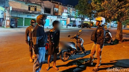 Pelajar di Lombok Barat ditangkap polisi kasus penganiayaan menggunakan senjata tajam, Selasa (26/5/2026).