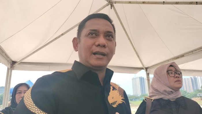 Plt Bupati Bekasi Asep Surya Atmaja