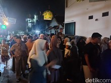 Saat Bule Asal Jerman Ikut Takbiran di Bali