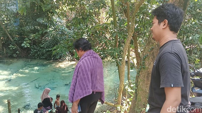 Sumber Air Karang Buddul di Desa Pocong Bangkalan