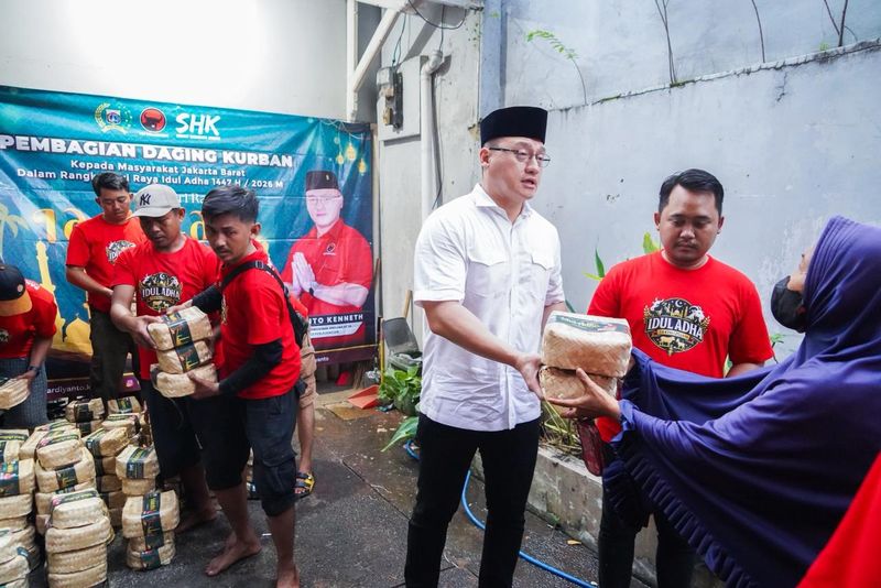 Anggota DPRD DKI Jakarta dari Fraksi PDI Perjuangan, Hardiyanto Kenneth.
