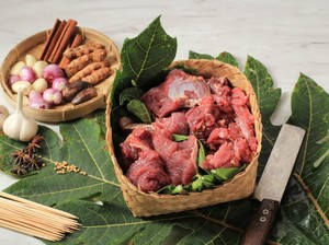 Simpan Daging Kurban Sampai Berminggu-minggu, Apakah Boleh dalam Islam?