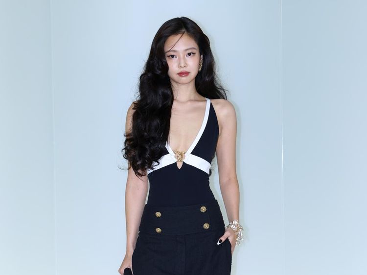 Gaya Artis Korea di Chanel Show: Jennie BLACKPINK, CORTIS Hingga Ji Chang Wook