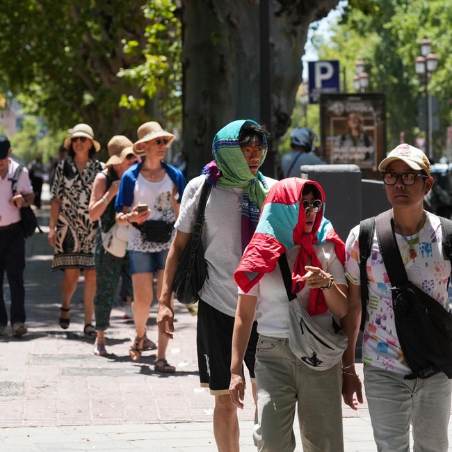 Gelombang Panas Ekstrem Landa Sevilla, Suhu Tembus 40 Derajat Celsius
