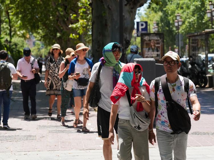 Gelombang Panas Ekstrem Landa Sevilla, Suhu Tembus 40 Derajat Celsius