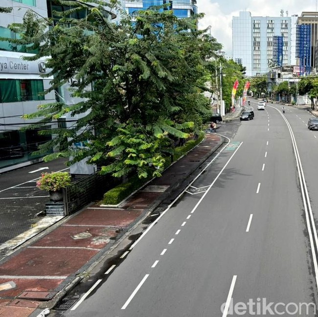 Jalanan di Kota Surabaya Lengang saat Lebaran Idul Adha