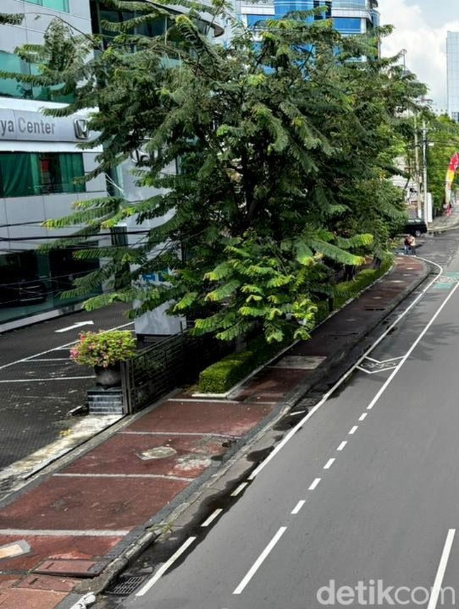 Jalanan di Kota Surabaya Lengang saat Lebaran Idul Adha