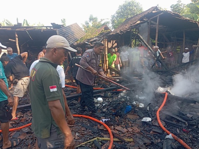Penampakan rumah yang ludes terbakar di Kemantren, Kedungtuban, Blora, Rabu (27/5/2026).