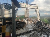 Video: Dijanjikan Kompensasi oleh KDM, Puluhan Kios Liar Jalur Puncak Dirobohkan