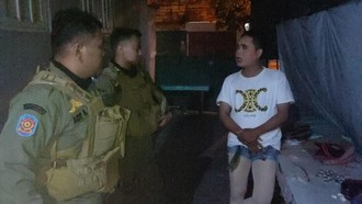 Pengamen Waria Tampar Pengunjung Singosaren Solo, Berakhir Diciduk Satpol PP