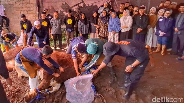 Pengurus DKM Miftahul Jannah, Setiadi (40) saat wawancara bersama awak media Pengurus DKM Miftahul Jannah, Setiadi (40) saat wawancara bersama awak media