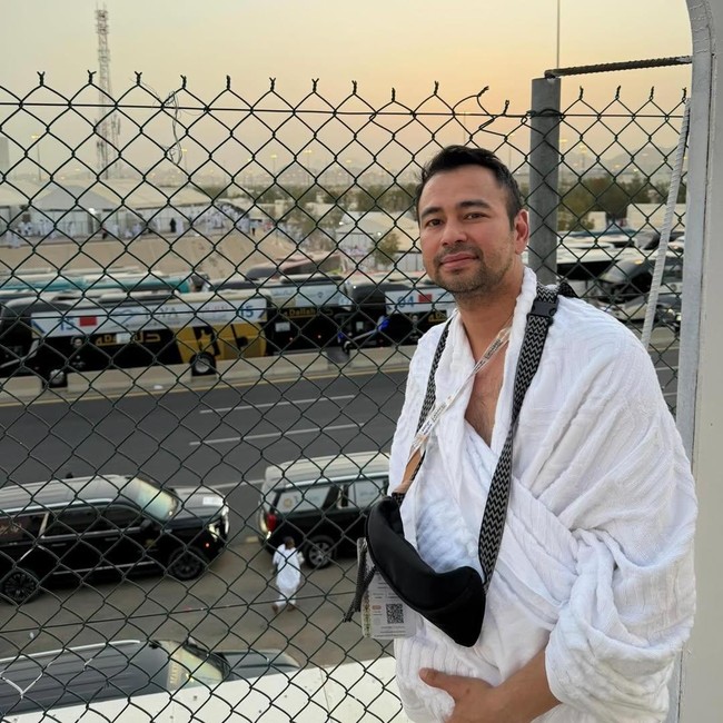 Doa Raffi Ahmad Saat Haji: Punya Anak Lagi-Sejahtera Akhirat