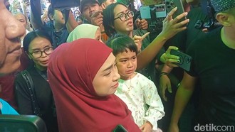 Tangis Haru Ria Ricis Lihat Sapi Kurbannya Disembelih