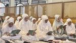Ribuan Jemaah Salat Idul Adha di Masjid Al Akbar Surabaya