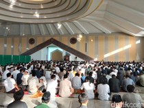 Ribuan Umat Islam Salat Idul Adha di MAJT Magelang