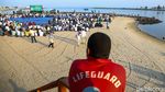 Salat Idul adha di Pantai Ancol Dipadati Ribuan Umat Muslim