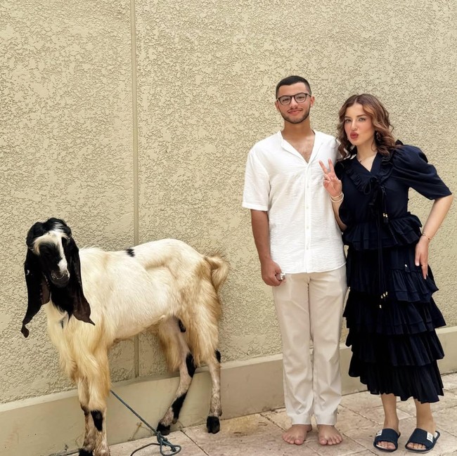 Tasya Farasya Dapat Kado Kambing Saat Ultah ke-34