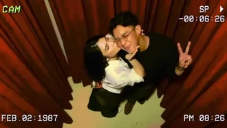 Potret Mesra Ardhito Pramono & Davina Karamoy, Pelukan-Cium Kening