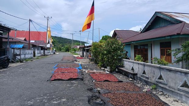 Surga di Ujung Utara RI! Pulau Kabaruan Punya Pantai Cantik hingga Gua Prasejarah