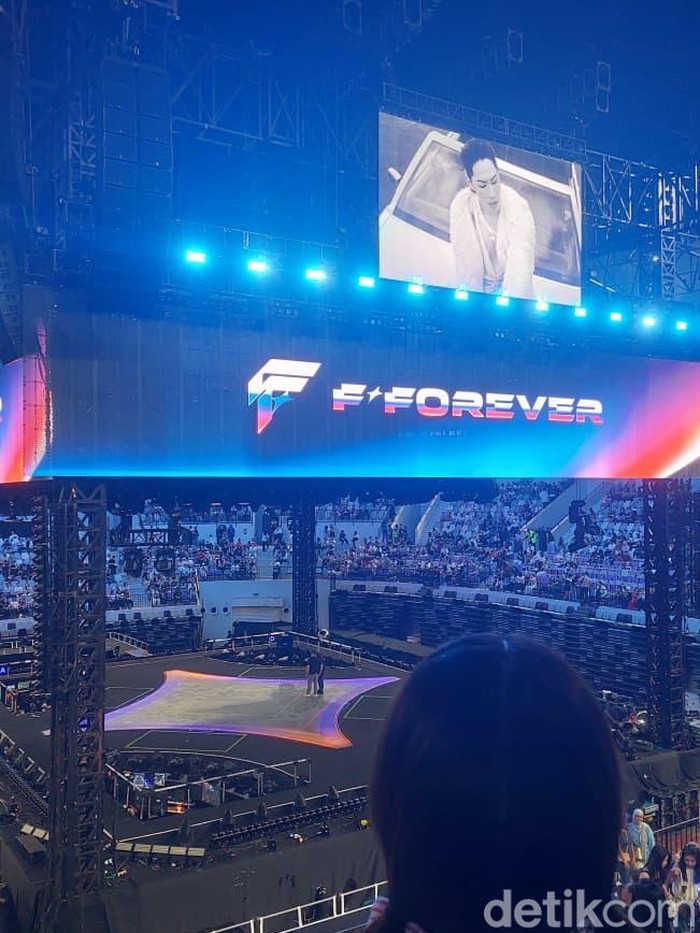 Konser F*FOREVER Jakarta dimulai di Indonesia Arena pada Kamis (28/5/2026).