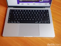 Unboxing MacBook Pro M5 Pro di RI, Laptop AI Apple Rp 40 Jutaan