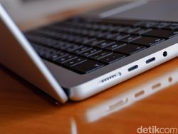 Unboxing MacBook Pro M5 Pro di RI, Laptop AI Apple Rp 40 Jutaan