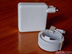 Unboxing MacBook Pro M5 Pro di RI, Laptop AI Apple Rp 40 Jutaan