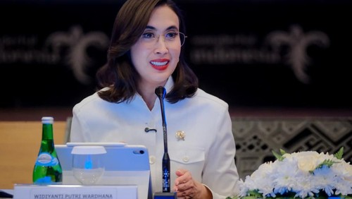 Kementerian Pariwisata mencatat terdapat sekitar 1.600 pelaku usaha akomodasi tidak berizin yang saat ini masih dipasarkan di Online Travel Agent (OTA)