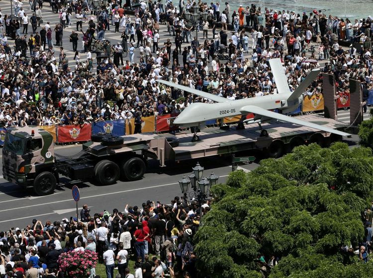 Parade Hari Republik Armenia Tampilkan Kekuatan Militer
