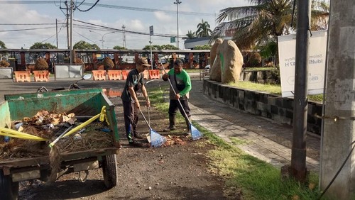 Jalan hingga kawasan Pelabuhan Gilimanuk, banyak sampah, Kamis (28/5/2026).