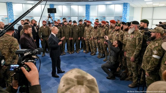 Putin Janjikan Hapus Utang Warga yang Ikut Perang Ukraina