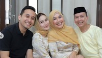 Gaya Serasi Ayu Ting Ting & Kevin Gusnadi Disorot, Rayakan Idul Adha Bareng