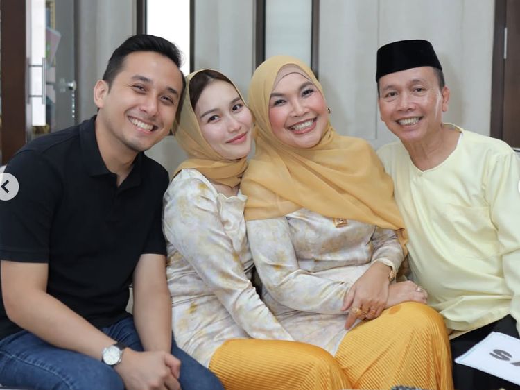 Gaya Serasi Ayu Ting Ting & Kevin Gusnadi Disorot, Rayakan Idul Adha Bareng