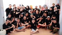 Ayu mengaku gak ada yang salah kebersamaan dengan Kevin.  Foto: Instagram/@mom_ayting92_