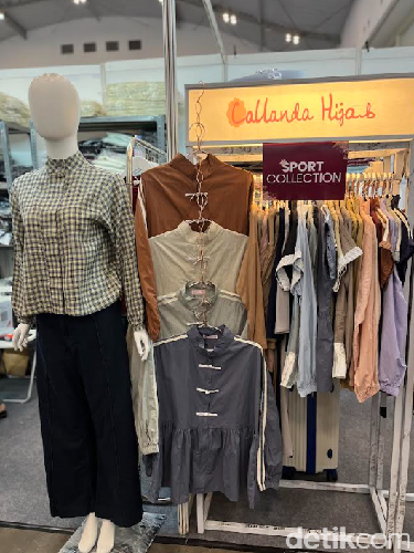 Bazar hijab hingga fashion muslim GlamLocal di Indonesia Women Fest 2026 resmi dibuka di ICE BSD, Hall 3A mulai dari 29-31 Mei 2025. Pengunjung antusias berburu diskon hingga 70% dan produk UMKM lokal. Bazar hijab hingga fashion muslim GlamLocal di Indonesia Women Fest 2026 resmi dibuka di ICE BSD, Hall 3A mulai dari 29-31 Mei 2025. Pengunjung antusias berburu diskon hingga 70% dan produk UMKM lokal.