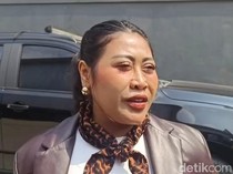 Boiyen Seru Bakar Satai Bareng Keluarga, tapi Batasi Konsumsi Daging