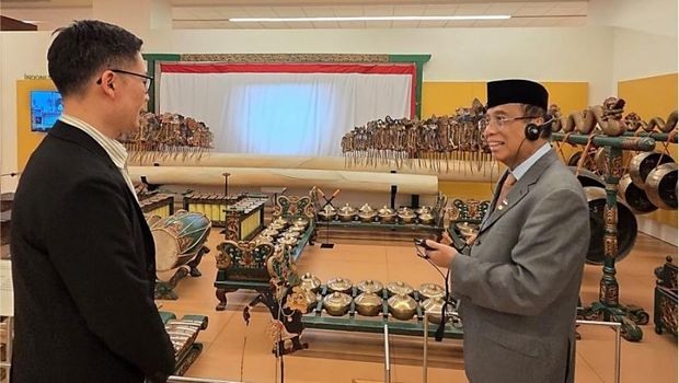 Gamelan di Musical Instrument Museum, AS Dubes RI untuk Amerika Serikat, Indroyono Soesilo menengok gamelan di Musical Instrument Museum, AS