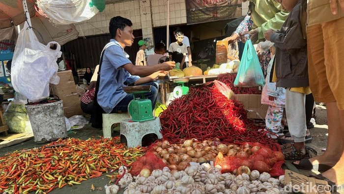 Harga bahan pangan di Palembang turun usai Idul Adha
