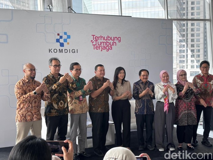 Komdigi