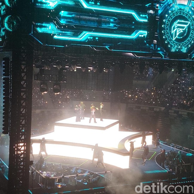 Jerry Yan Cs Bikin Senyum-senyum di Konser F*FOREVER