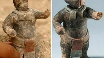 Patung Keramik Maya Berusia 1.500 Tahun dengan Helm yang Dapat Dilepas Foto: Boredpanda