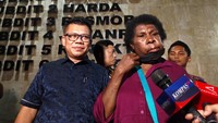 Mama Sinta Laporkan Ketua LBH Merauke ke Polda Metro Terkait Film Pesta Babi