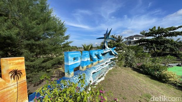 Pantai Cikembulan Pass. Pantai Cikembulan Pass.