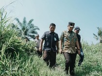 Walkot Medan Tinjau Akses Jalan TPU di Marelan yang Tak Bisa Dilalui Ambulans