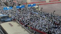 Sementara jemaah Nafar Tsani melanjutkan ibadah hingga hari ketiga tasyrik sebelum meninggalkan Mina. ANTARA FOTO/Citro Atmoko